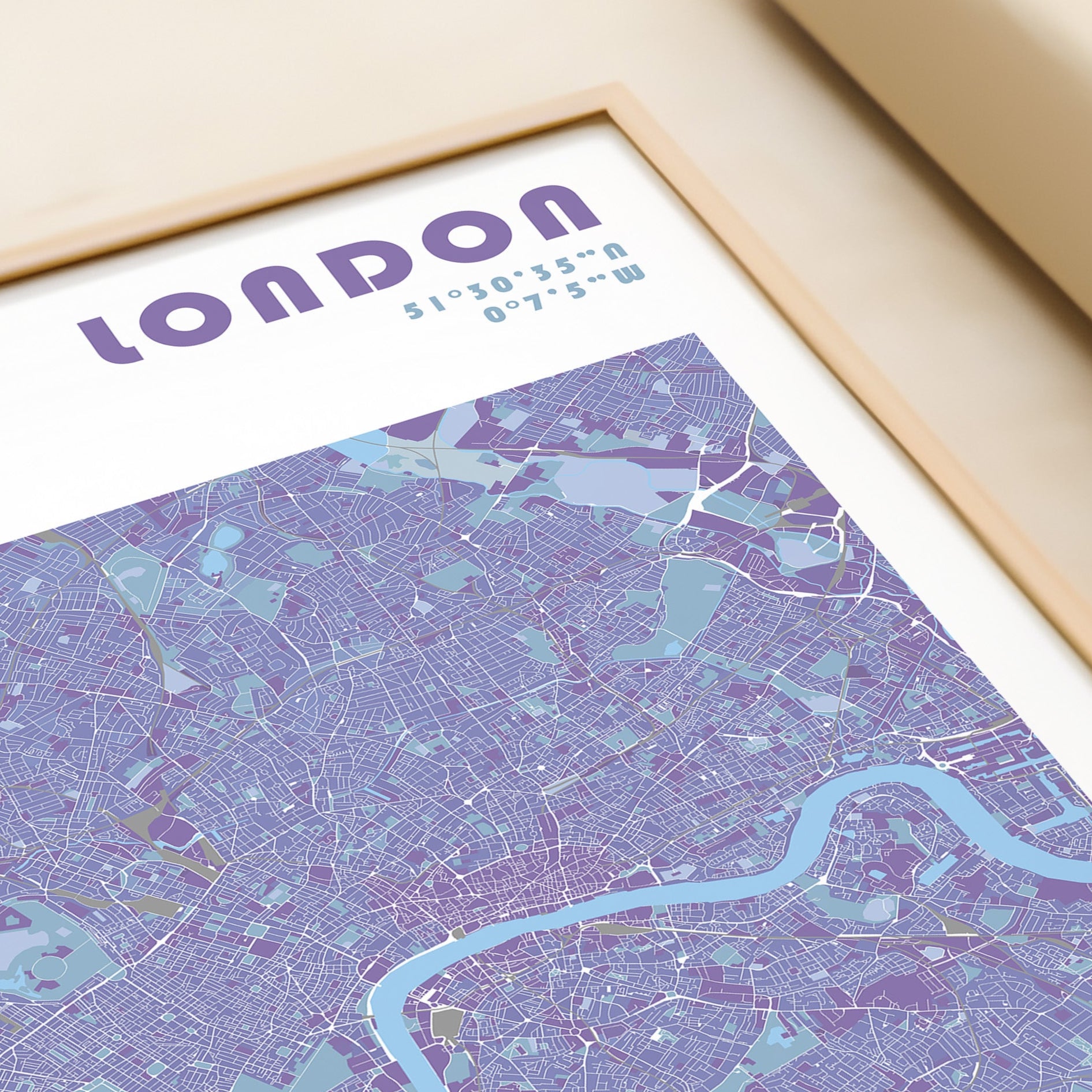 London city map poster.